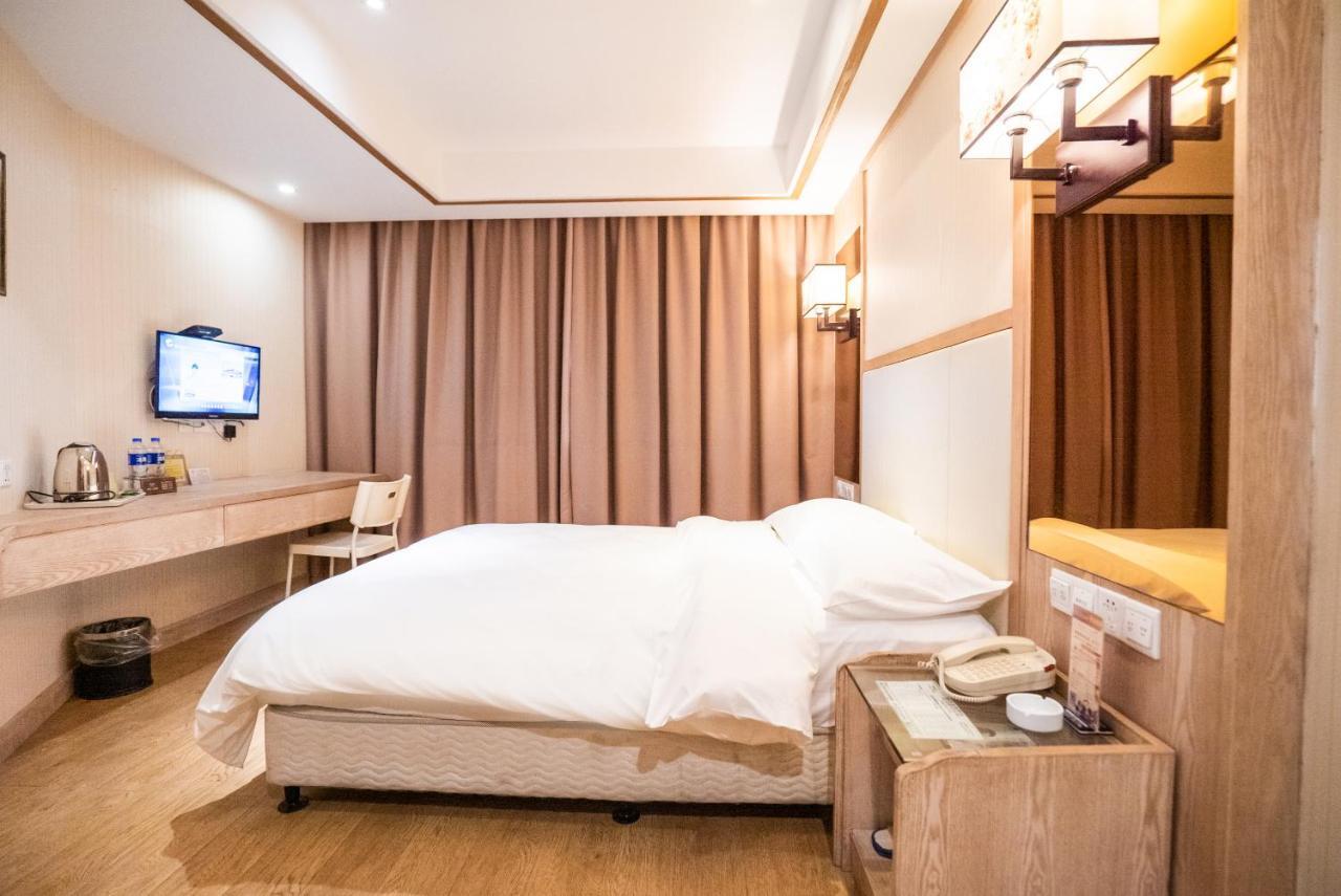 Wuyue Qianmen Hotel Jiaxing Buitenkant foto