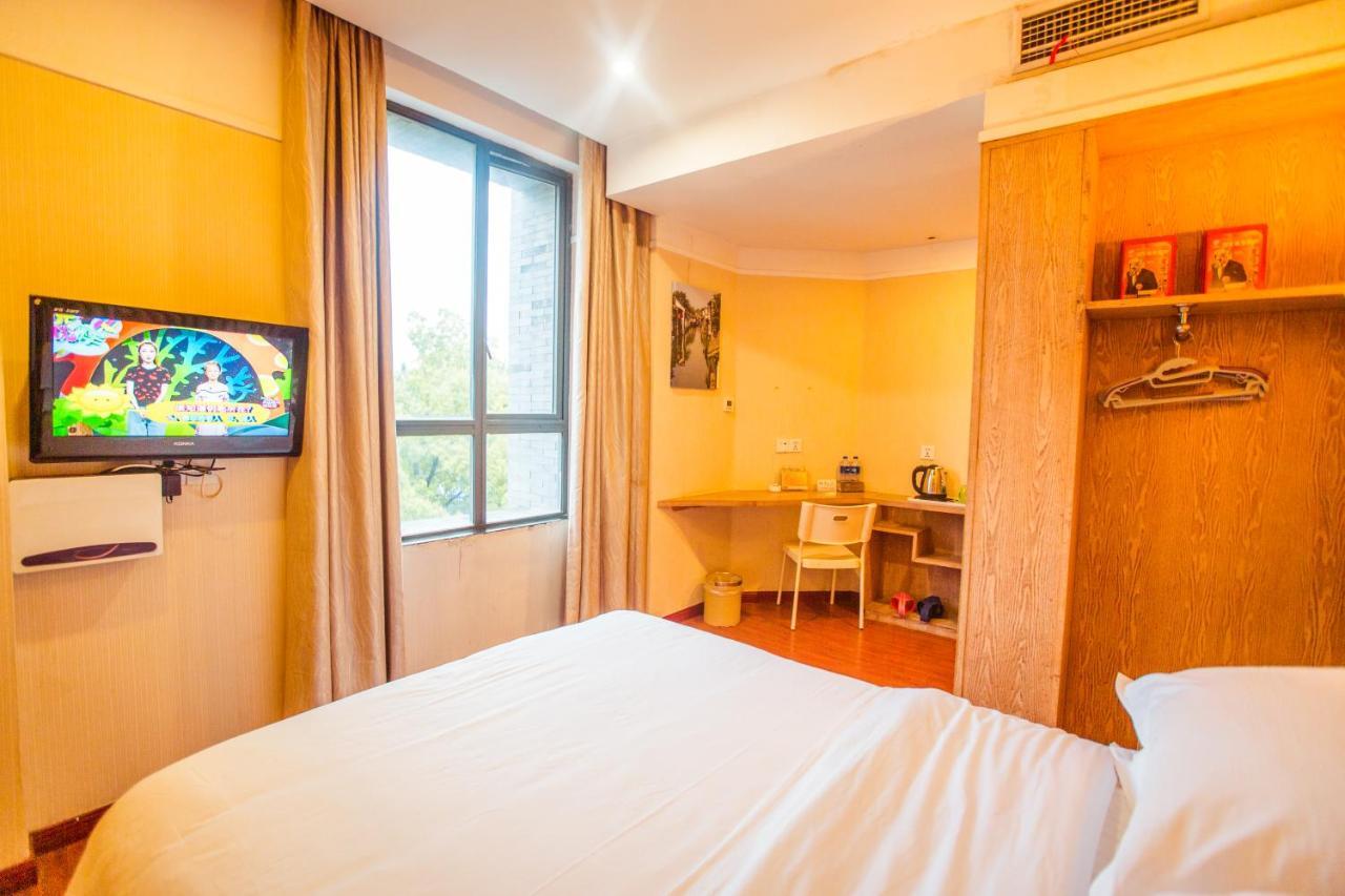 Wuyue Qianmen Hotel Jiaxing Buitenkant foto